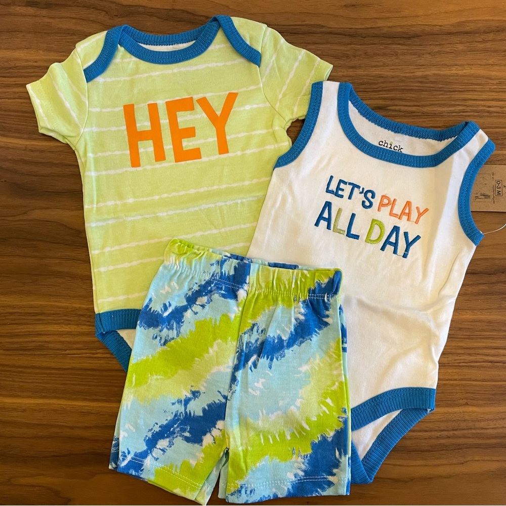 NWT 3 piece baby clothing set